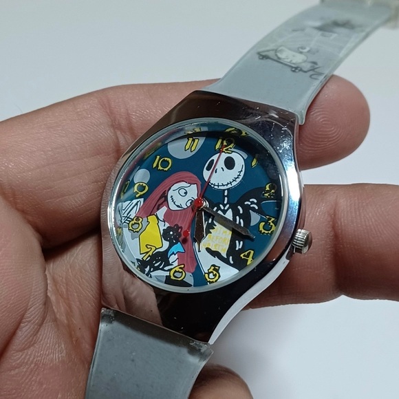 The Nightmare Before Christmas Analog Quarts Watch working with new battery L8 - Picture 3 of 6
